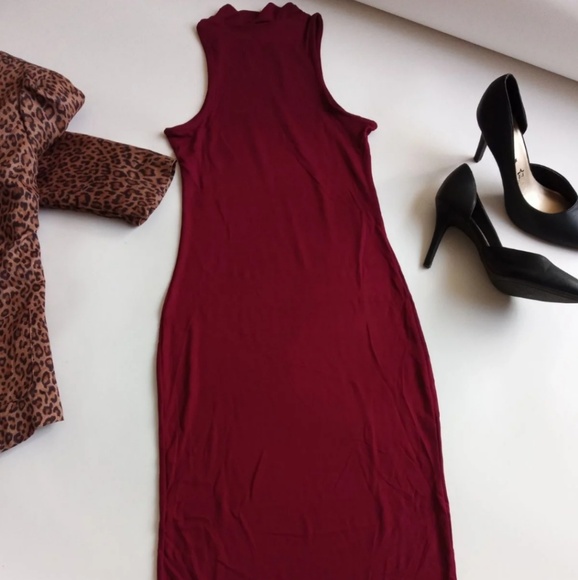 Bodycon mock neck dress. - Picture 3 of 6